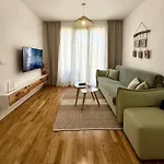 Green Terrace Apartment 7