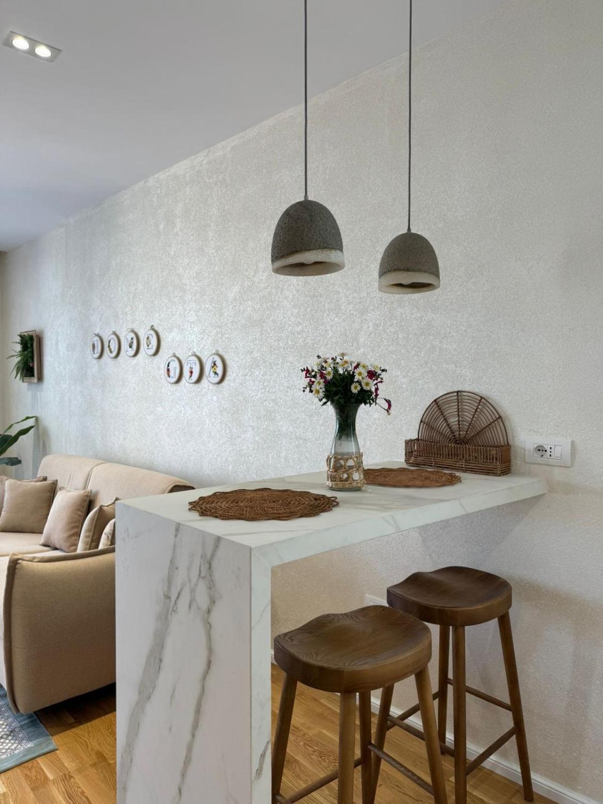 Green Terrace 7 *