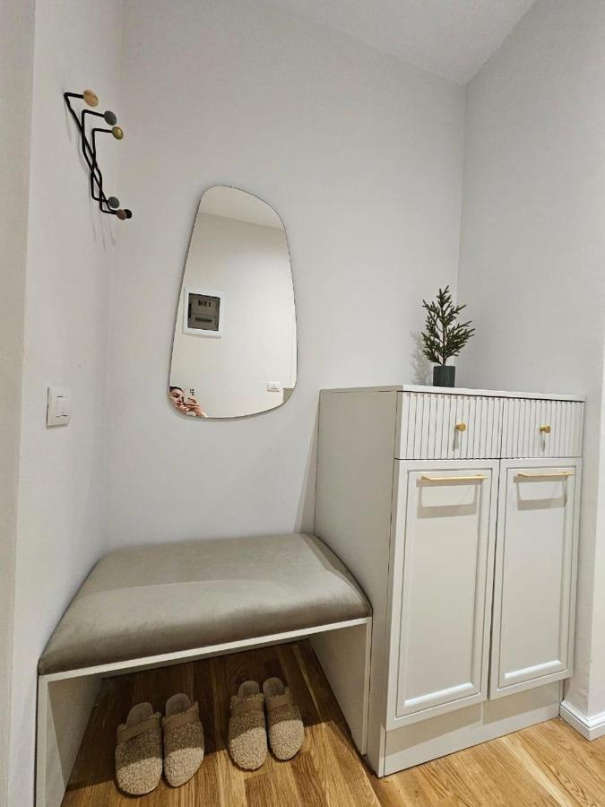 Apartament Green Terrace 7 *